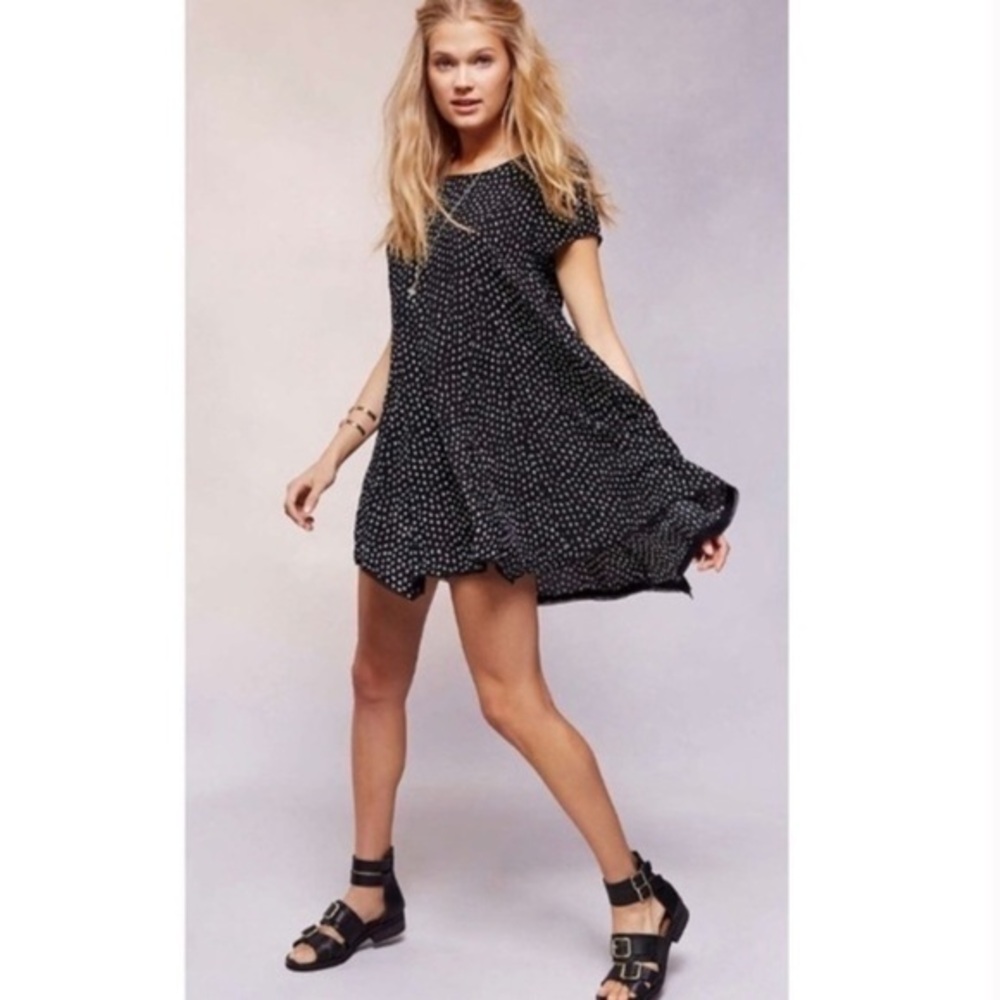 Silence + Noise | Urban Outfitters witchy t shirt dress SIZE XSMALL